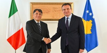 Kurti takon ambasadorin italian, në fokus integrimi evropian