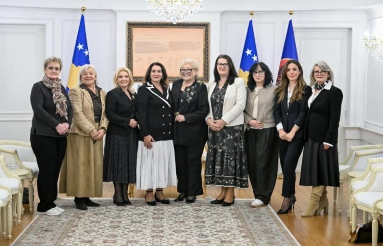 Shiroka-Pula: Mbrojtja e grave nga dhuna është përgjegjësi e përbashkët