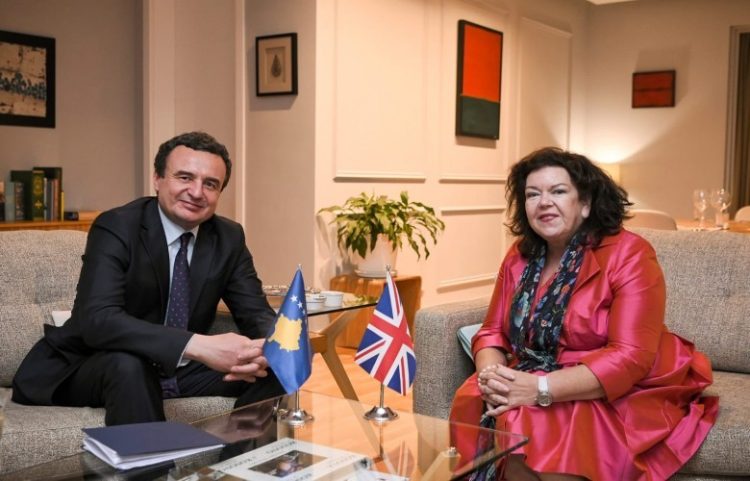 Kurti e Pierce flasin për thellimin e bashkëpunimit Kosovë-Britani