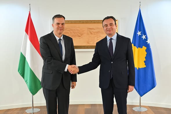 Kurti takon ambasadorin hungarez, diskutojnë sigurinë dhe bashkëpunimin ekonomik