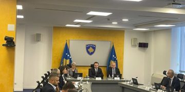 Qeveria miraton shpronësime për projekte rrugore dhe infrastrukturore në disa komuna