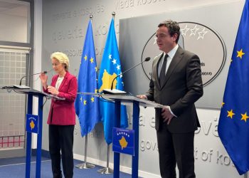 Kurti i kërkon von der Leyen që Kosovës t’i jepet statusi “kandidat” për anëtarësim në BE