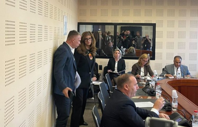 PDK-ja lëshon komisionin, kërkon Ligjin për Specialen
