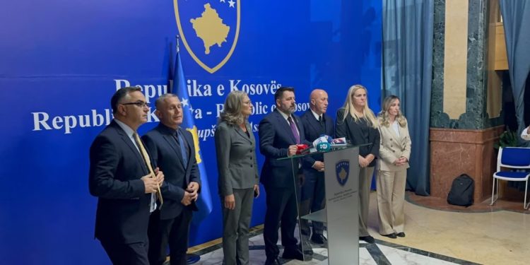 Deputetët e Aleancës thonë se nuk kanë marrë ftesë për seancë plenare