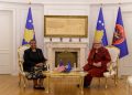 Ambasada amerikane: Presim bashkëpunim me presidenten e re të Kosovës