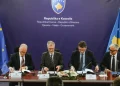 Kosova arrin marrëveshje mbi 40 milionë euro me Bankën Evropiane për investime në shëndetësi