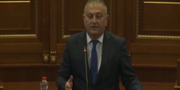 Radulloviq i drejtohet Listës Serbe: Mund të më vrisni, por jo të më frikësoni