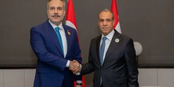 Kryediplomati turk dhe ai egjiptian takohen në Bagdad