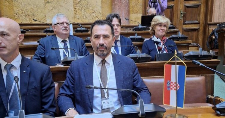 Deputeti kroat: Kosova është shtet sovran dhe i pavarur – në Serbi ka çetnikizëm, të gjithë janë njësoj