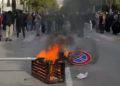Përshkallëzohet situata, një grup protestuesish vendosen pranë Urës së Dajtit, ndezin z@arr në mes të rrugës