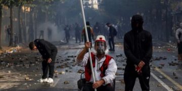 Çfarë i bashkon protestuesit në Tiranë, nga studentët te pensionistët?